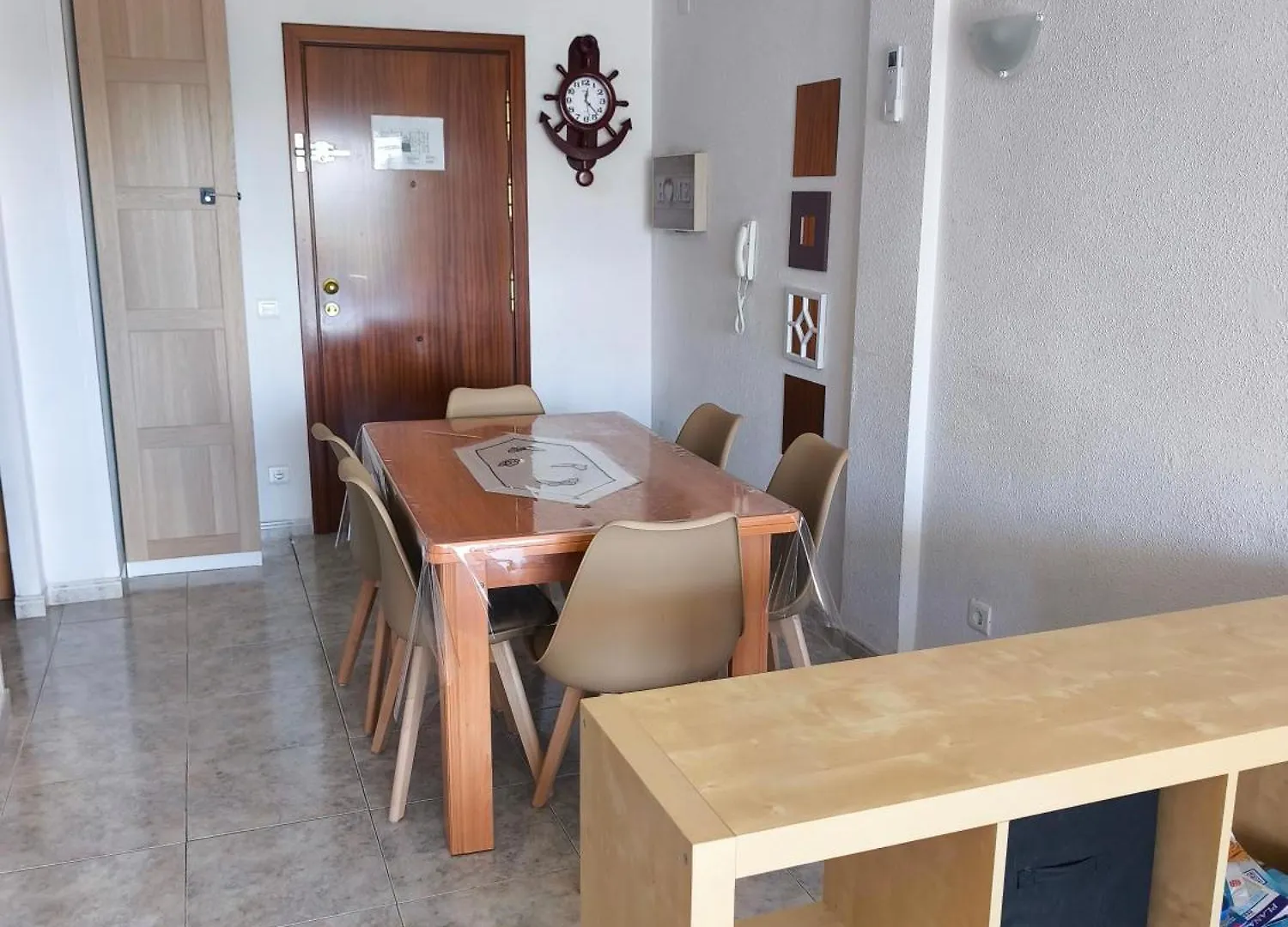 Appartement Tout Confort Terrasse 21 M2 Pleins Sud Wifi Proche Port Aventura Centre Et Plage 2 Chambres 2 Sdb Piscine Salou 0*,  Espanha